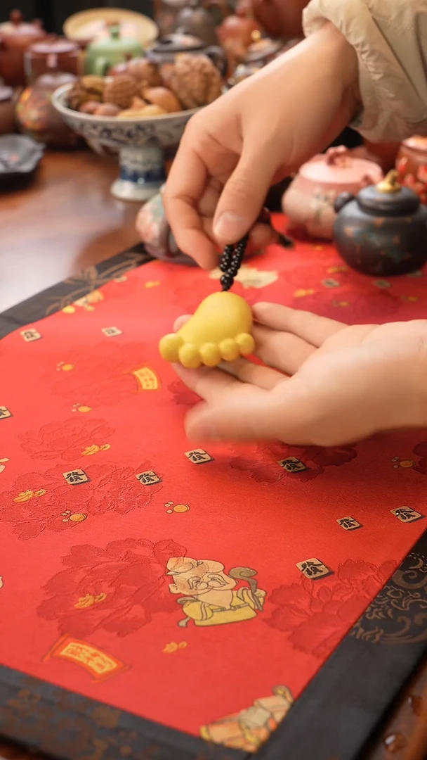 茶壶紫砂知足常乐