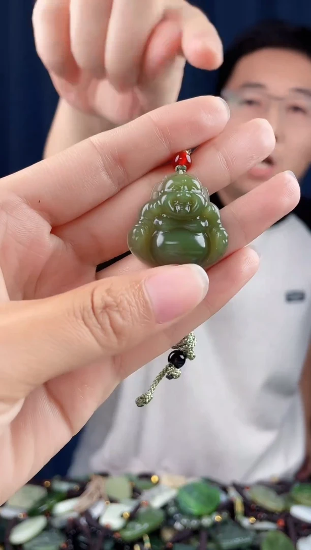 未镶嵌和田玉挂件拍一发一，多样性发货