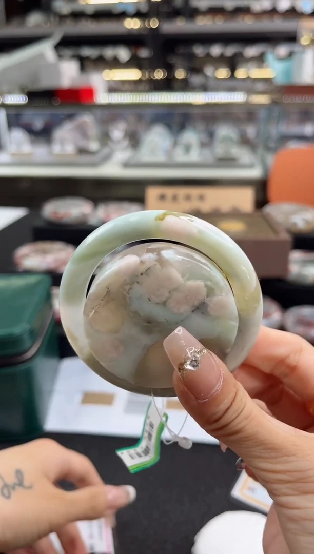 未镶嵌手镯石英质玉53圈口（赠品镯心）S9732