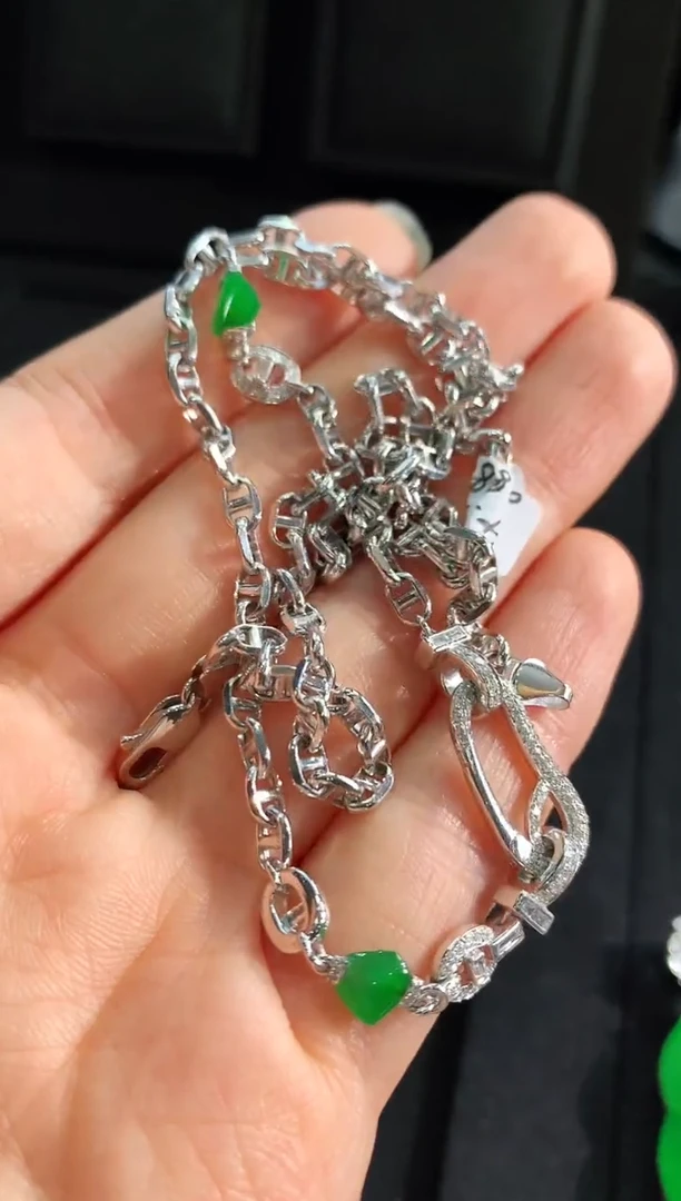 【闪购商品】翡翠颈饰18K金镶嵌颈饰