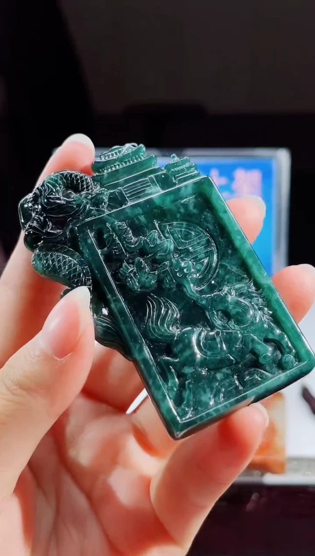 颈饰未镶嵌翡翠翡翠多样性发其一