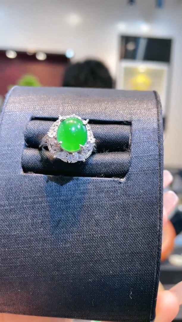 【闪购商品】翡翠颈饰银S925镶嵌A16天然A货翡翠戒指