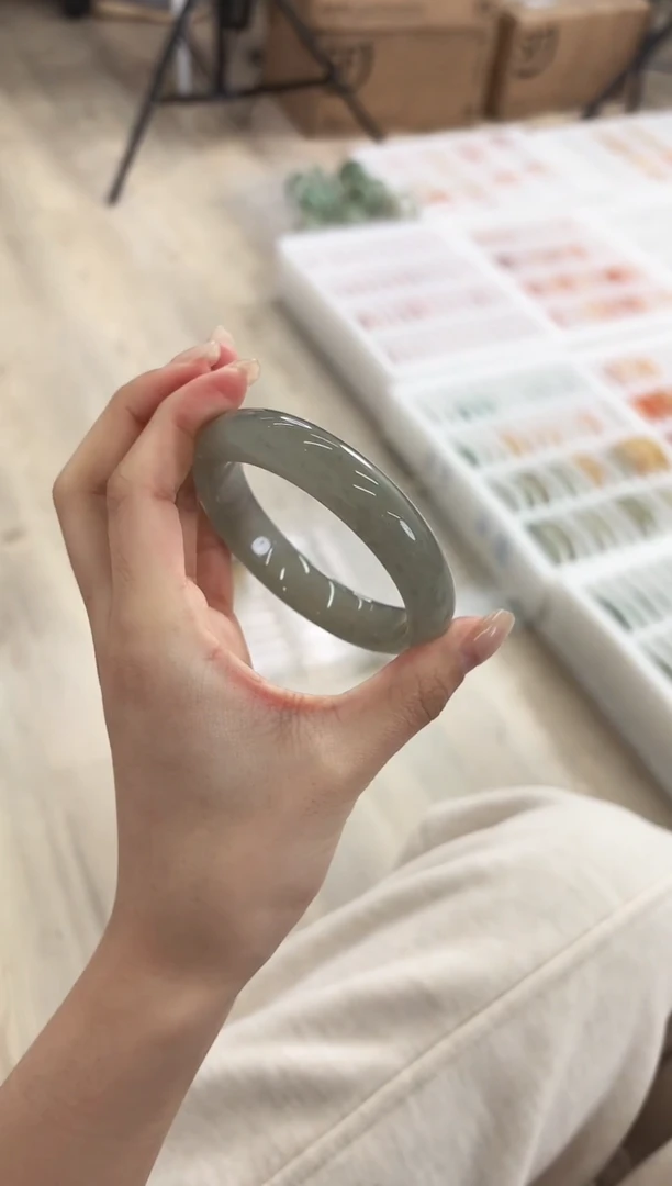 未镶嵌手镯石英质玉4-58D