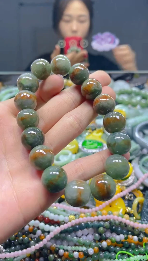颈饰未镶嵌翡翠13MM/U/翡翠A货，一件也是批发价