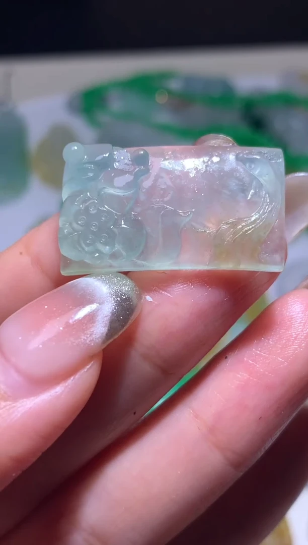 未镶嵌定制翡翠毛货