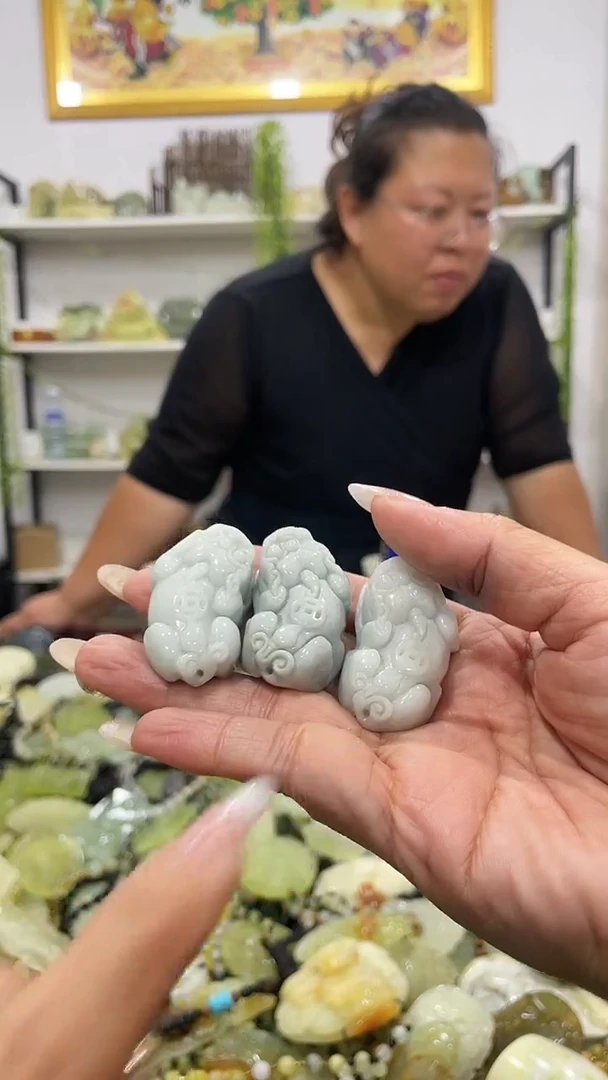岫玉未镶嵌吊坠多样性发货其中发一件
