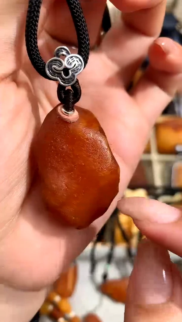 【闪购商品】蜜蜡裸石未镶嵌似玉