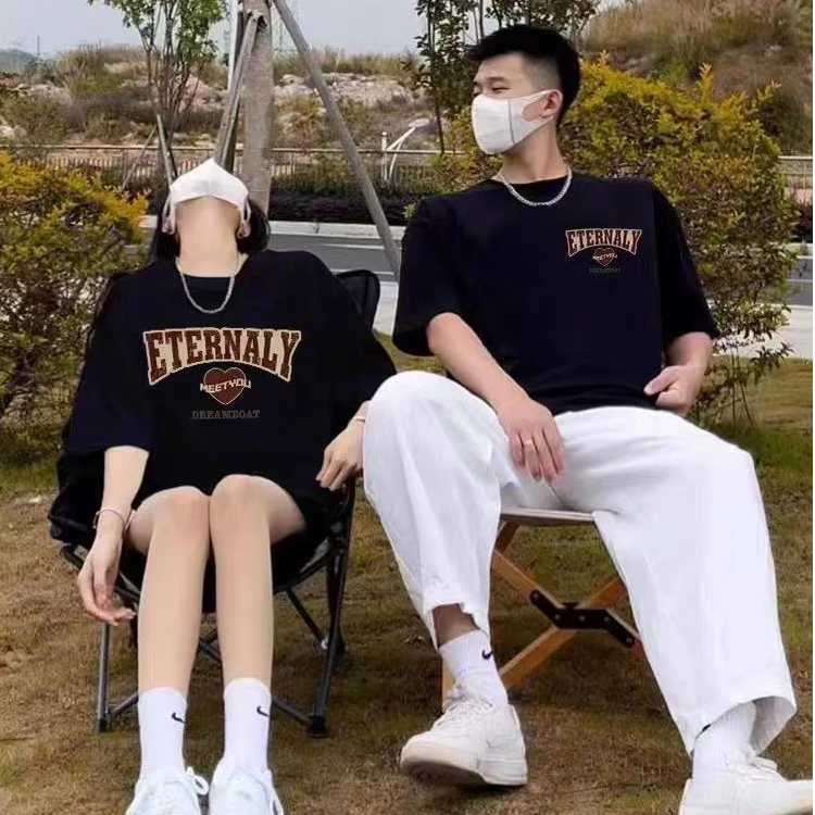 炸街潮牌复古情侣装夏季2025新爆款短袖t恤一男一女半袖套装纯棉