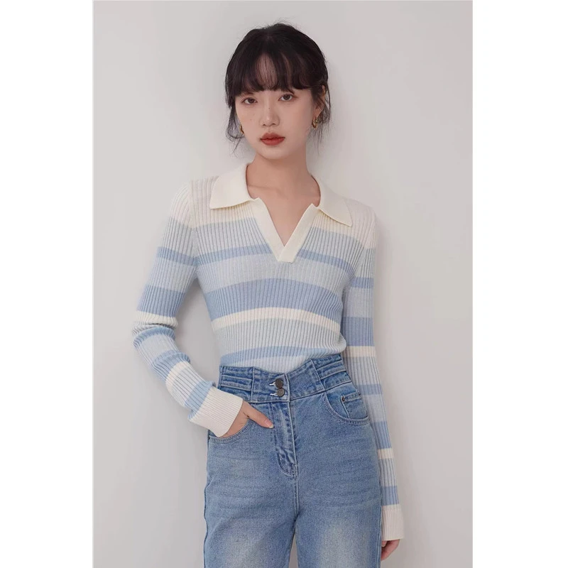 撞色蓝白条纹翻领长袖针织衫女早秋修身显瘦气质打底衫短款上衣