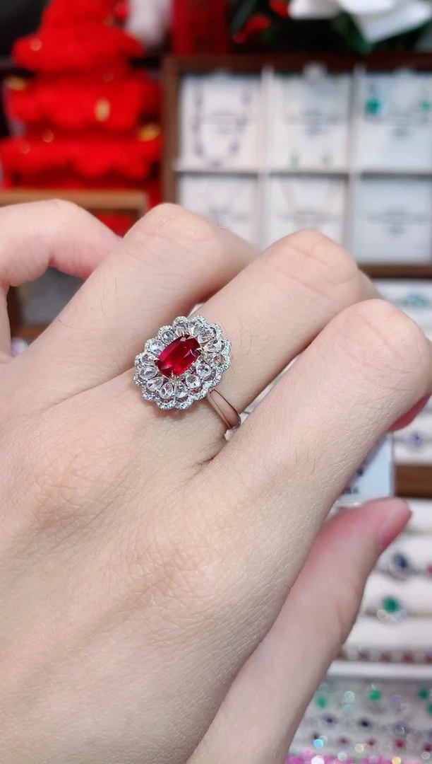 18K金镶嵌戒指红宝石1.19ct/天然宝石/七天无理由