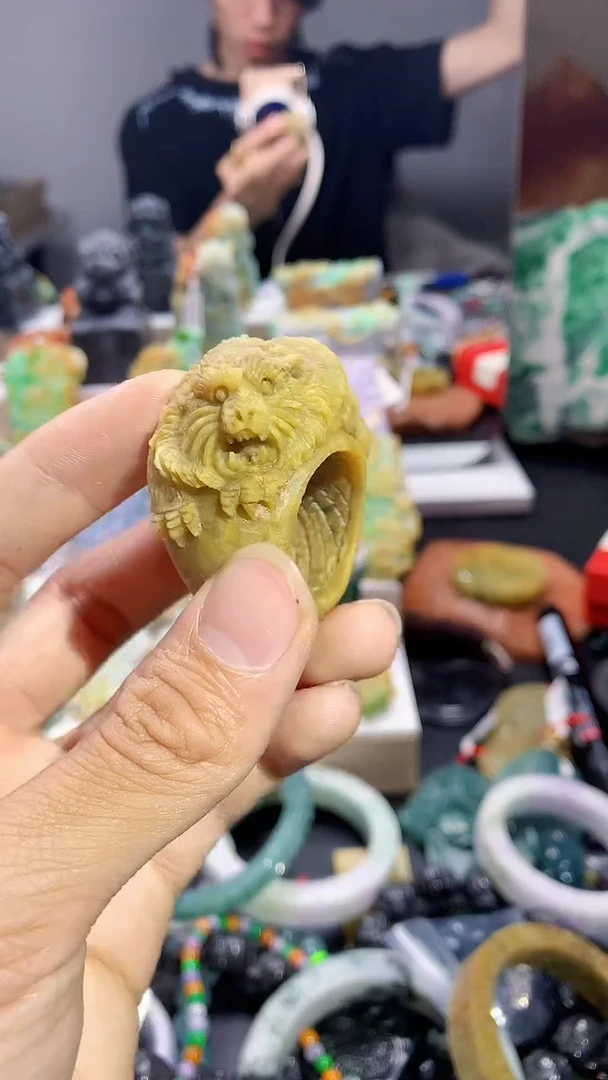 颈饰未镶嵌翡翠天然A货翡翠22圈口