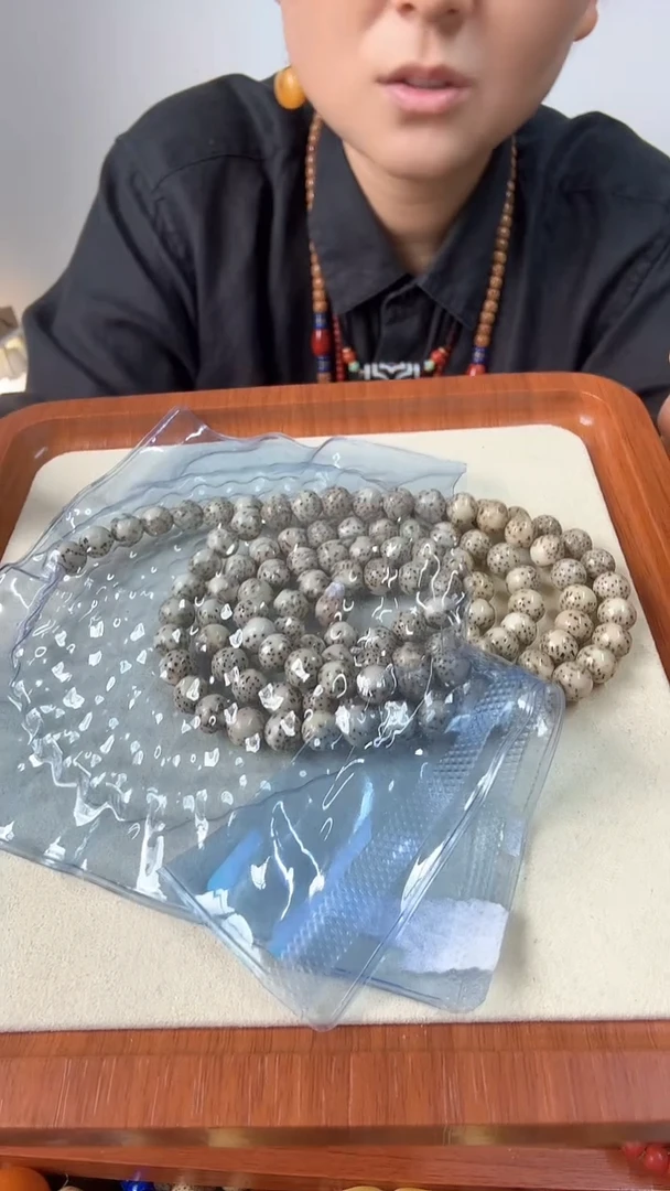 手串星月菩提精品河豚大溜白圆珠