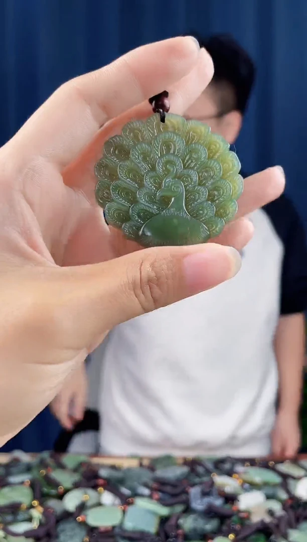 未镶嵌和田玉挂件拍一发一，多样性发货