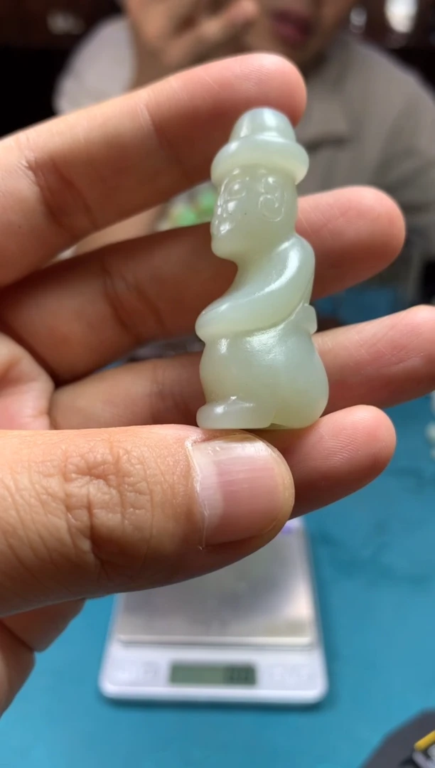 和田玉未镶嵌颈饰1