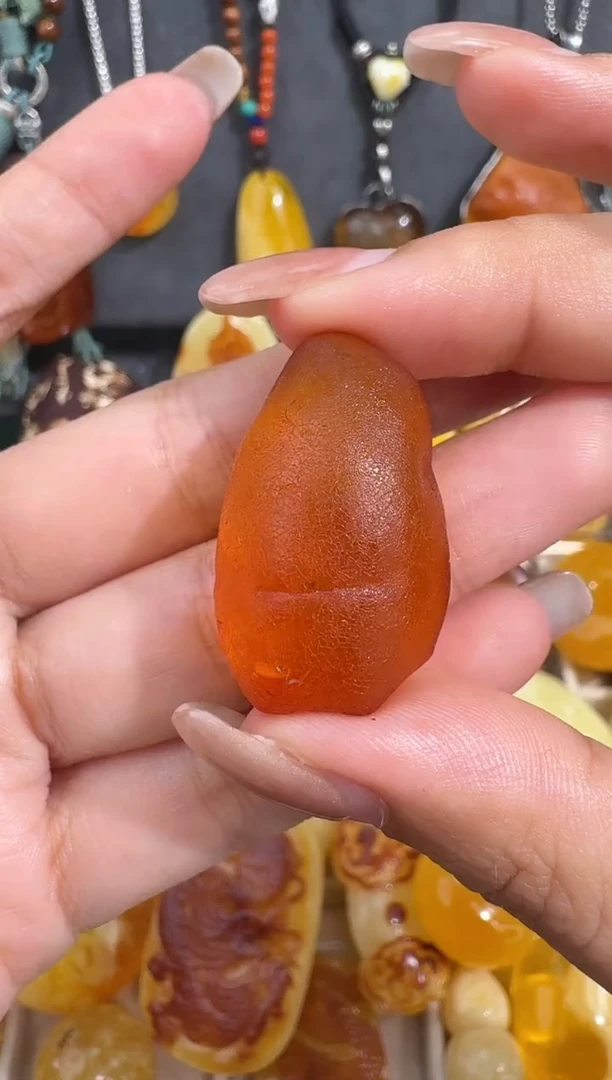 裸石琥珀未镶嵌琥珀