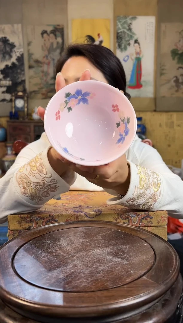 瓷片景德镇陶瓷红稀土瓷碗