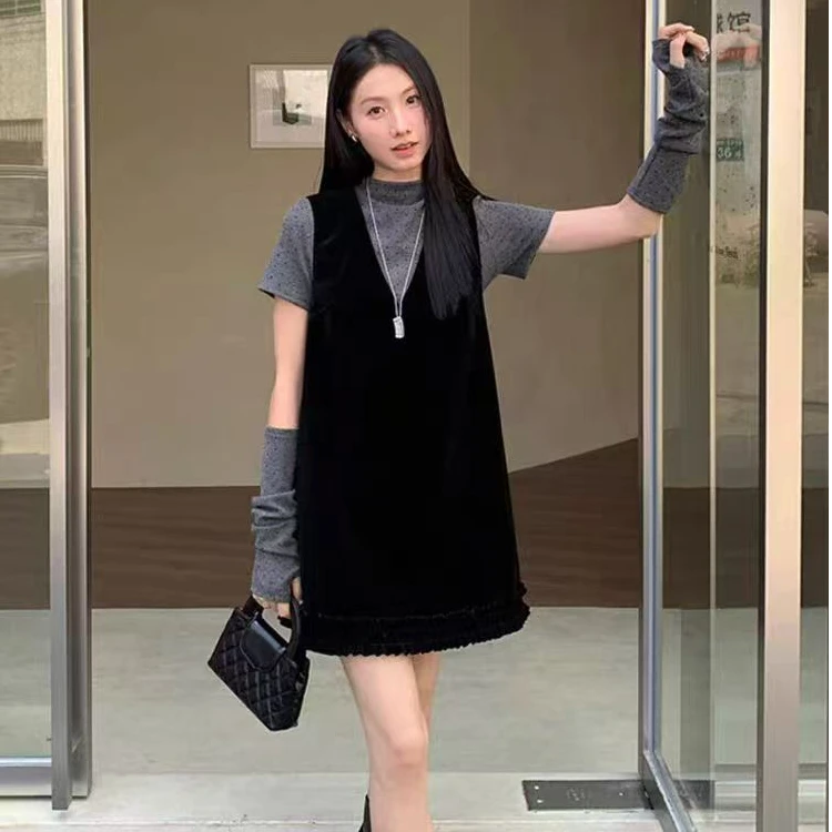 D2575气质名媛风时尚套装波点打底衫+背心连衣裙+袖套三件套