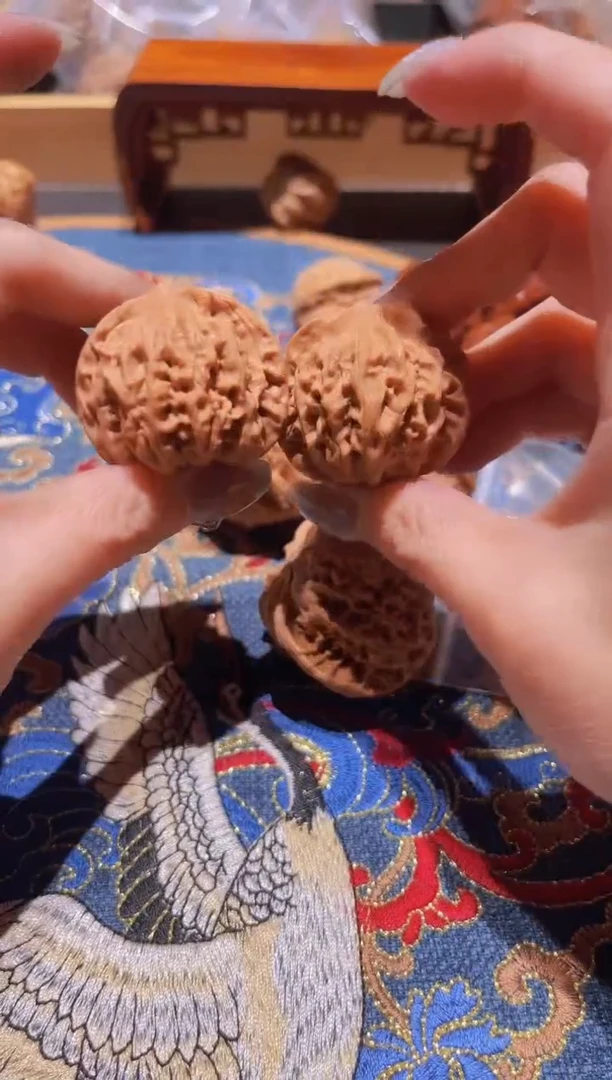 把件文玩核桃126秦闷38