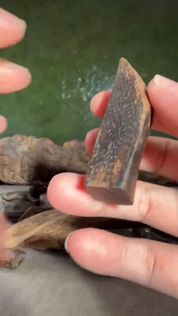 沉香吊坠多样性发一