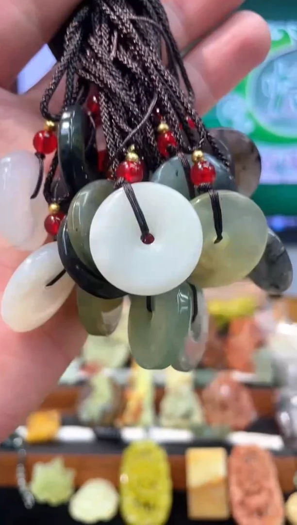 【闪购商品】岫玉吊坠未镶嵌多样性发货*拍一发一