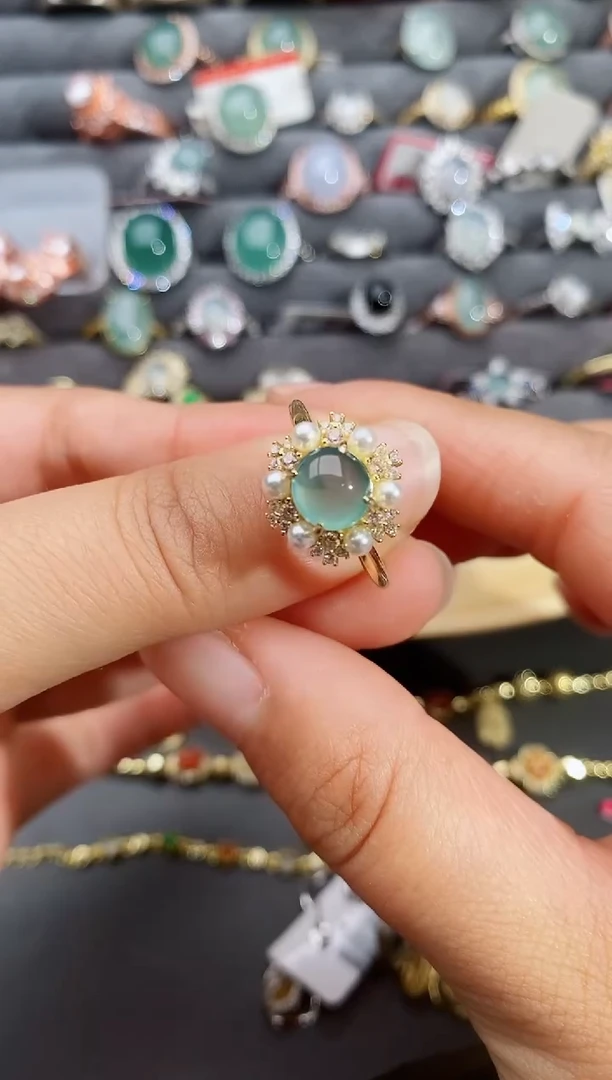 【闪购商品】翡翠戒指银S925镶嵌瑞丽市颜玉珠宝