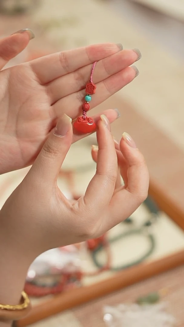 含辰砂工艺品清仓福利！朱砂如意锁 手机挂