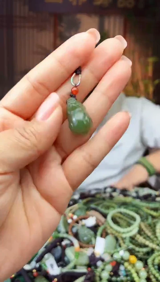 颈饰未镶嵌和田玉多样性发货拍一发一