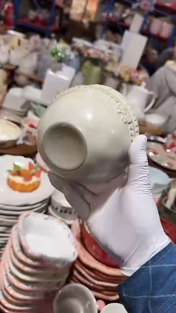 陶瓷2个米饭碗蝴蝶结 微瑕凑满20元包邮