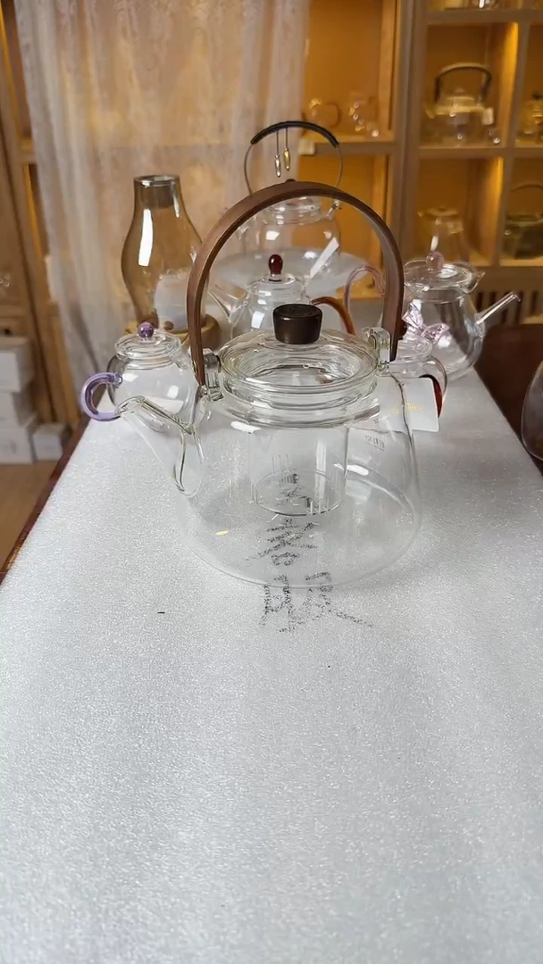 大地提梁壶。。。。。