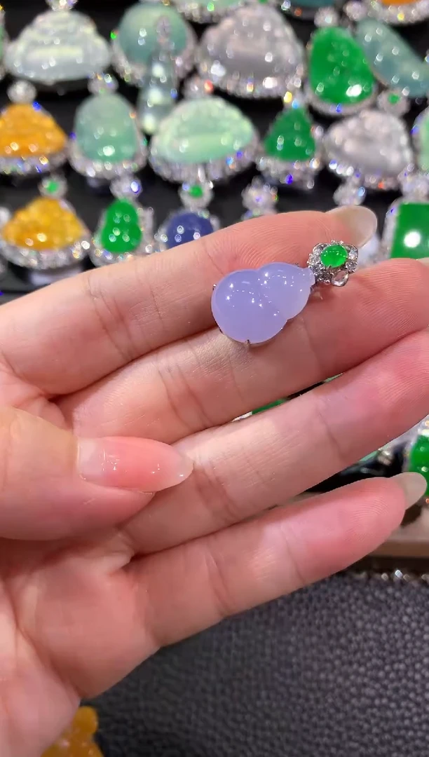 吊坠(不含链)18K金镶嵌翡翠D15 紫货有一定色差