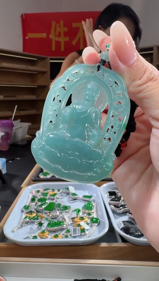 吊坠(不含链)未镶嵌翡翠阿弥陀佛