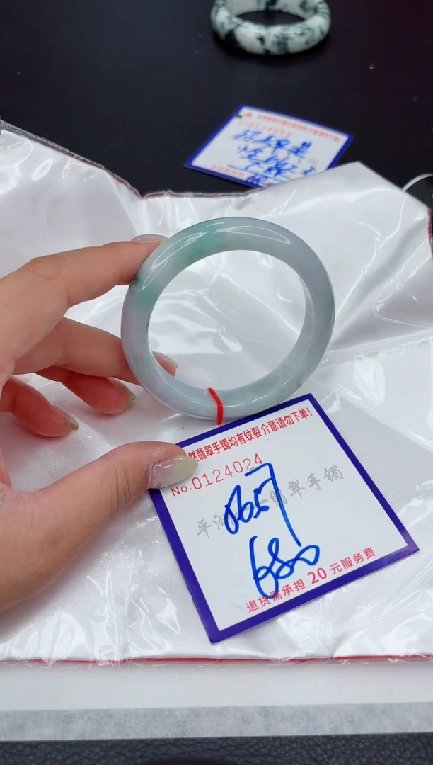 翡翠手镯未镶嵌1111111111