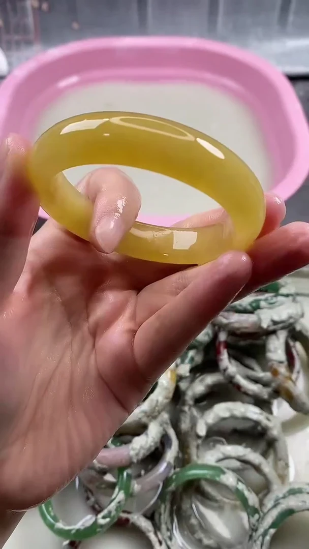 石英质玉手镯未镶嵌21