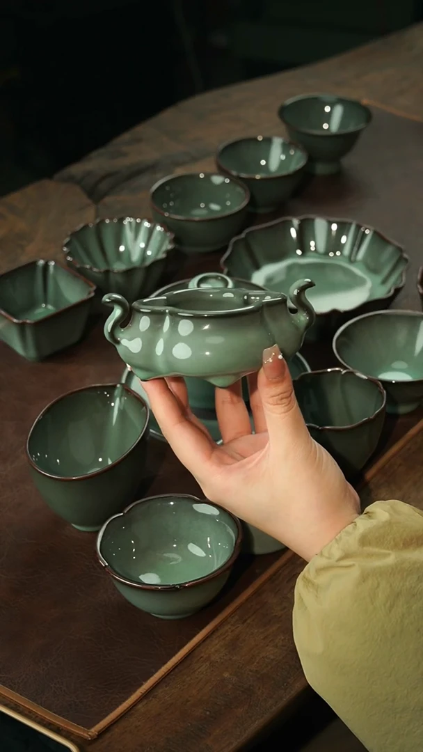 【闪购商品】瓷片郑原斌 黑美人 香炉