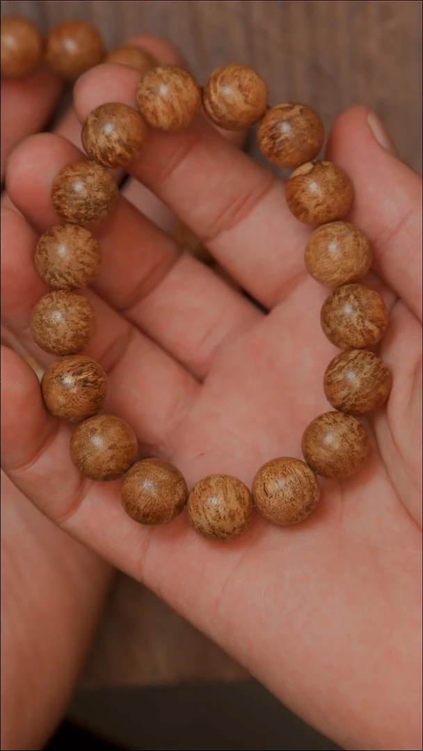 沉香手串87号老惠安多样性发一条