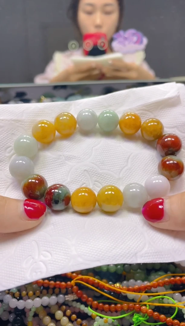 颈饰未镶嵌翡翠13MM/P/翡翠A货，一件也是批发价