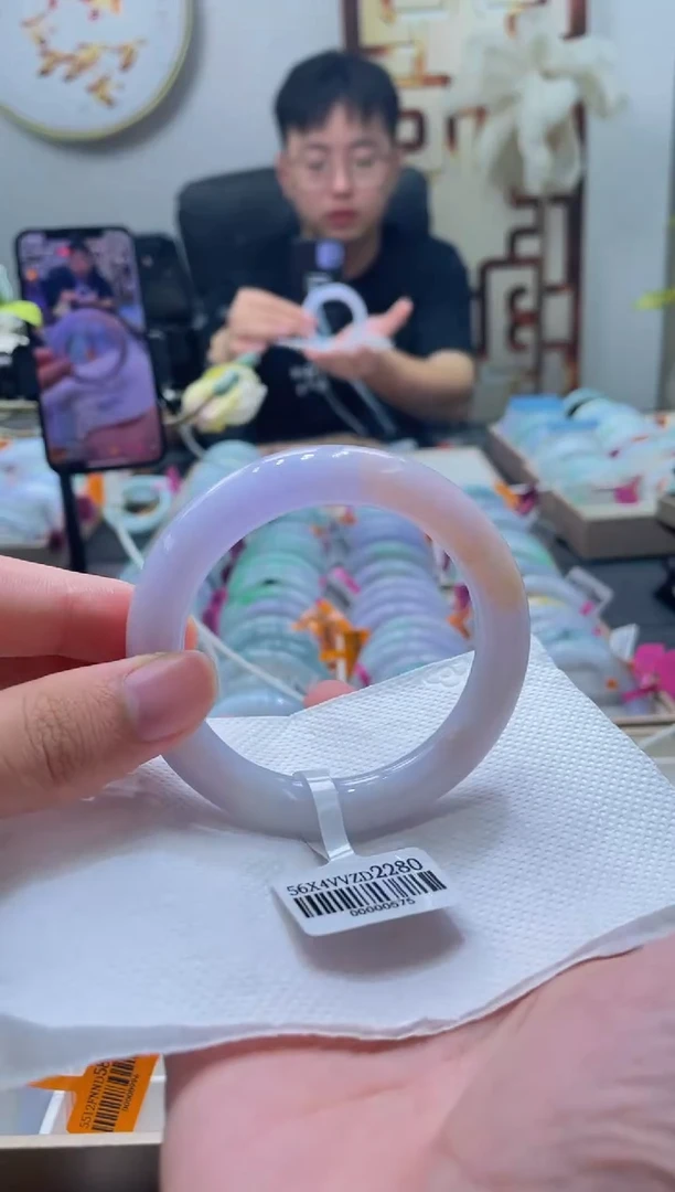 未镶嵌手镯翡翠125-56