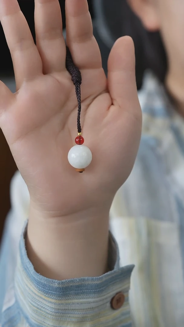 和田玉未镶嵌颈饰转转珠