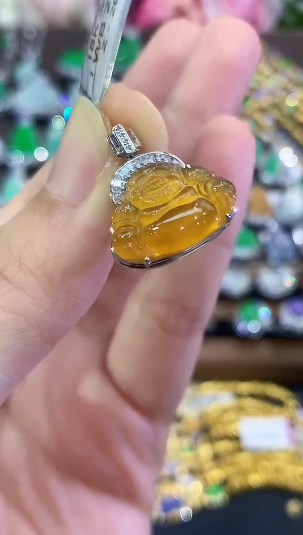 吊坠(不含链)18K金镶嵌翡翠C62