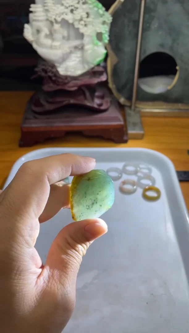 未镶嵌挂件翡翠 天然缅甸翡翠A货