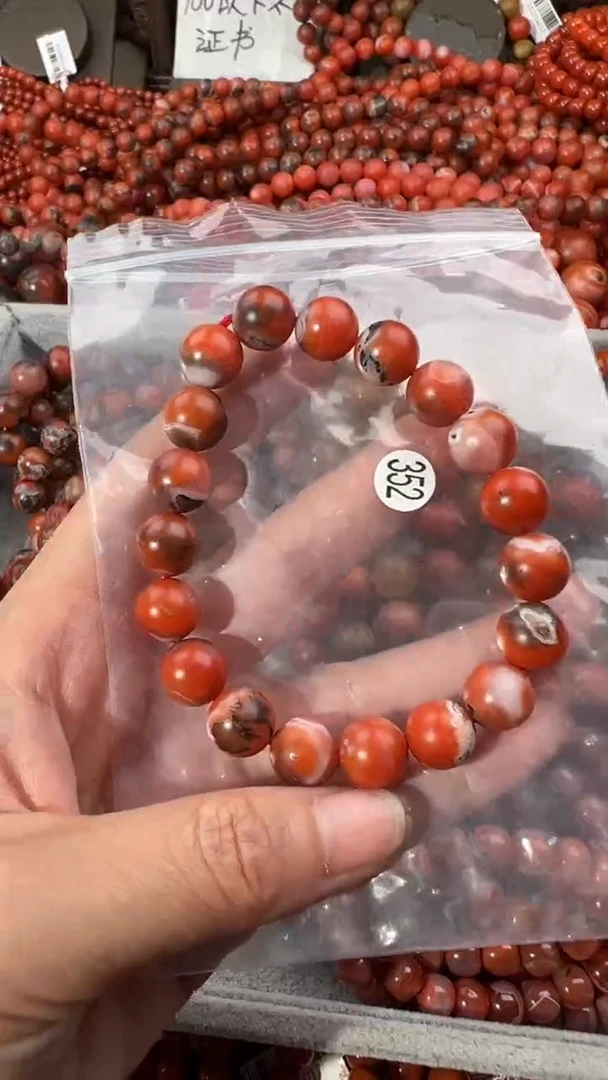 南红玛瑙手串未镶嵌10+