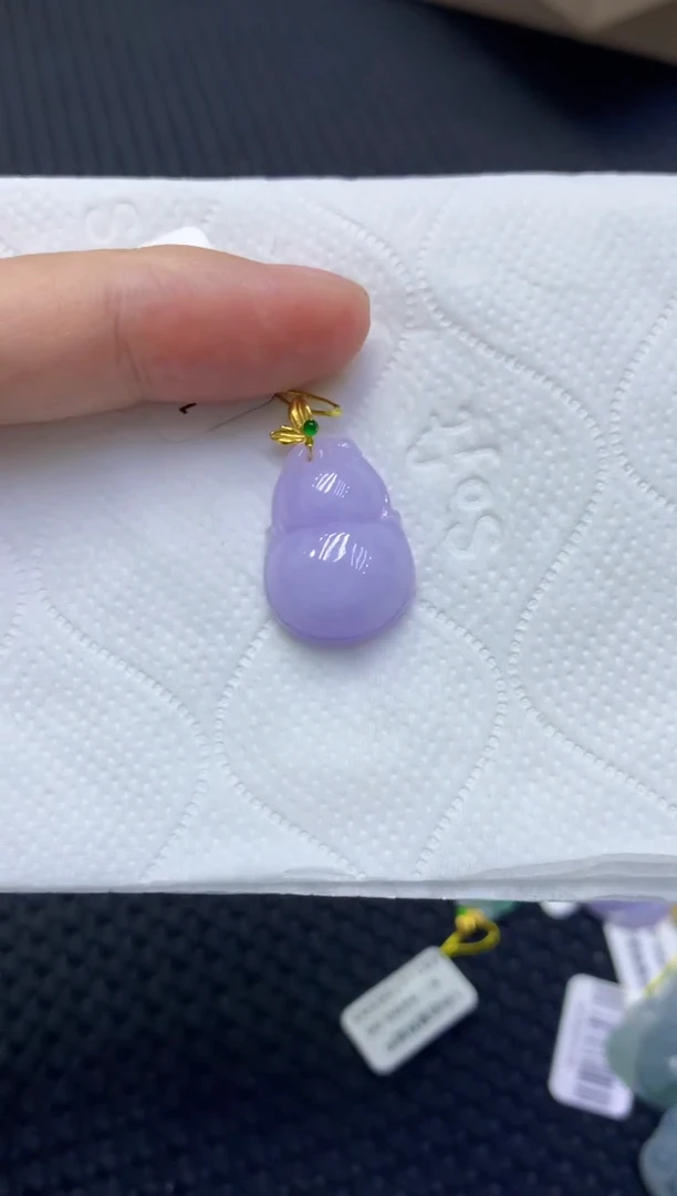 颈饰18K金镶嵌翡翠天然缅甸翡翠A货