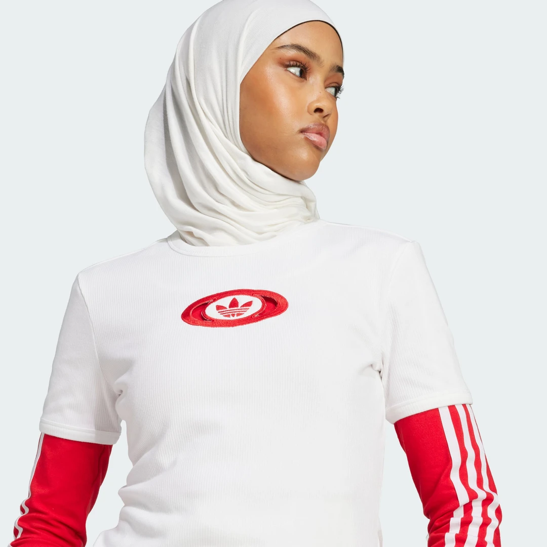 adidas阿迪达斯三叶草欧若风修身时尚休闲短袖T恤KA2687