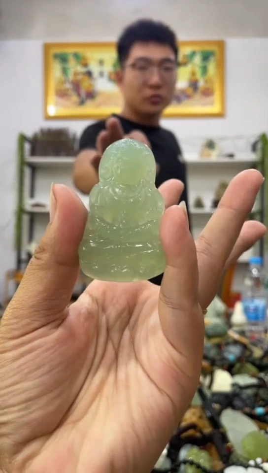未镶嵌岫玉吊坠