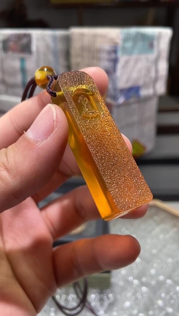 琥珀颈饰未镶嵌石窟悟道