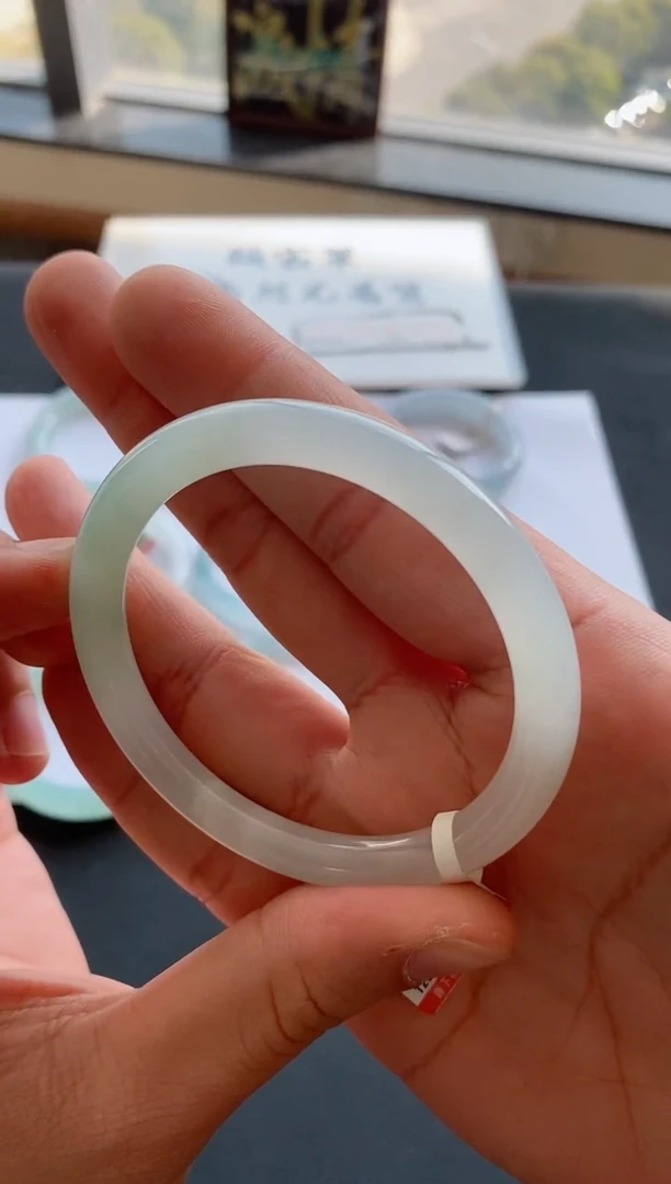 【闪购商品】翡翠手镯未镶嵌4号56.6*7.8*7.8圆条