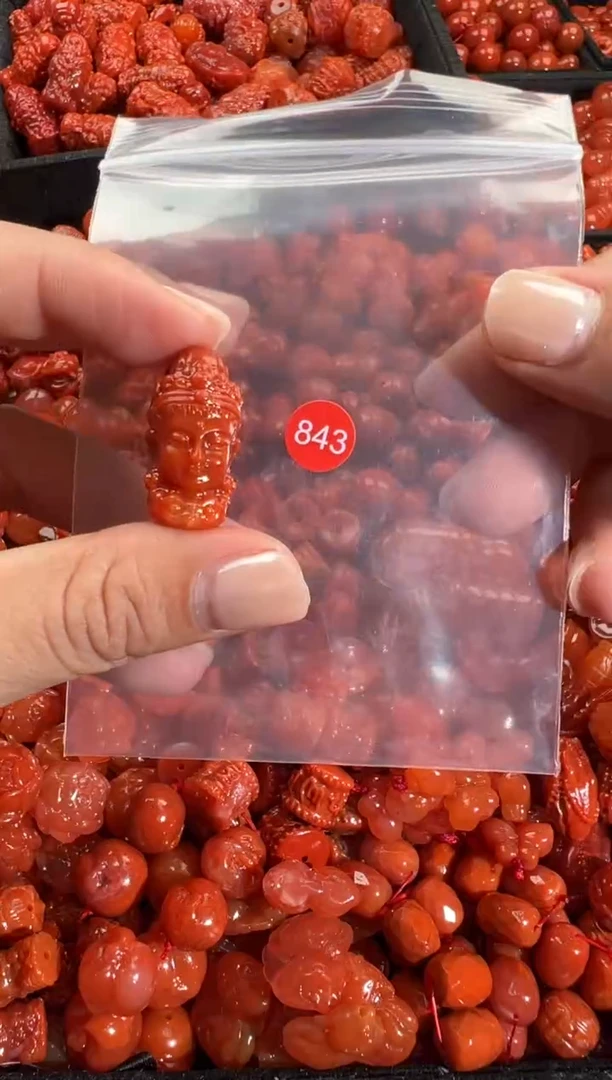 颈饰未镶嵌南红玛瑙11