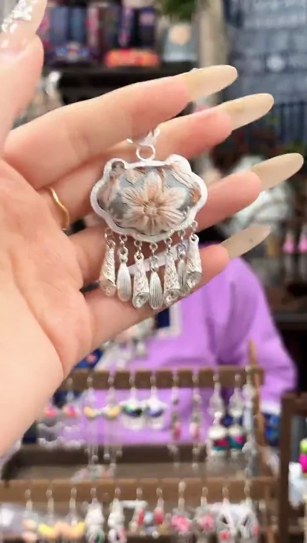 织绣民族风非遗老绣苗银饰品530