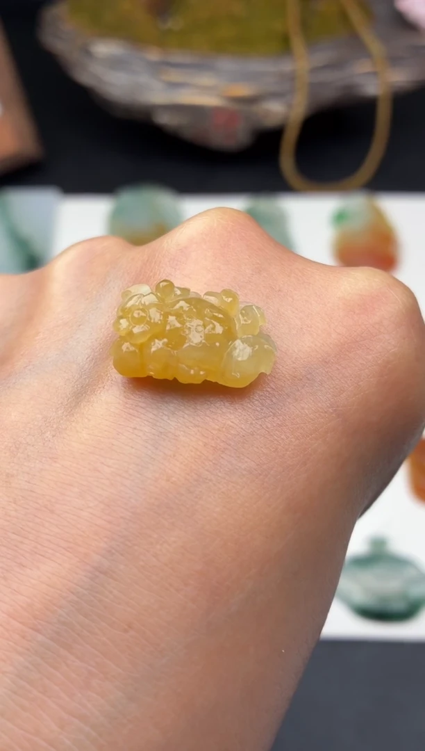 未镶嵌定制翡翠