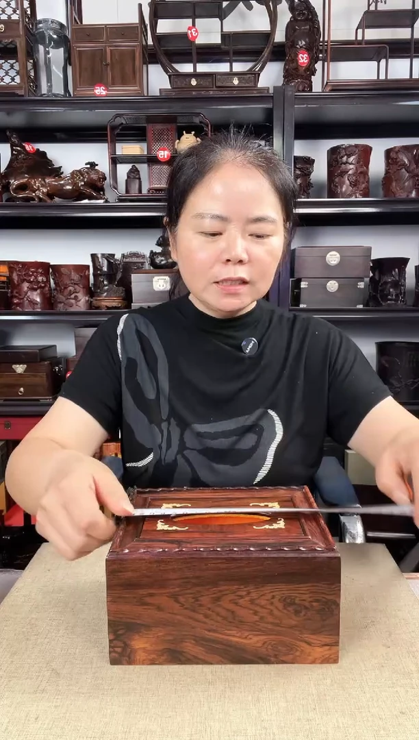 木0026老李红木工艺品